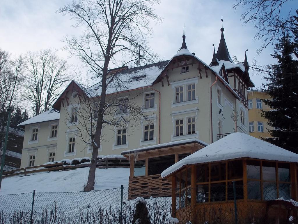 Hotel Marianum Jl,S.R.O. Jańskie Łaźnie Zewnętrze zdjęcie